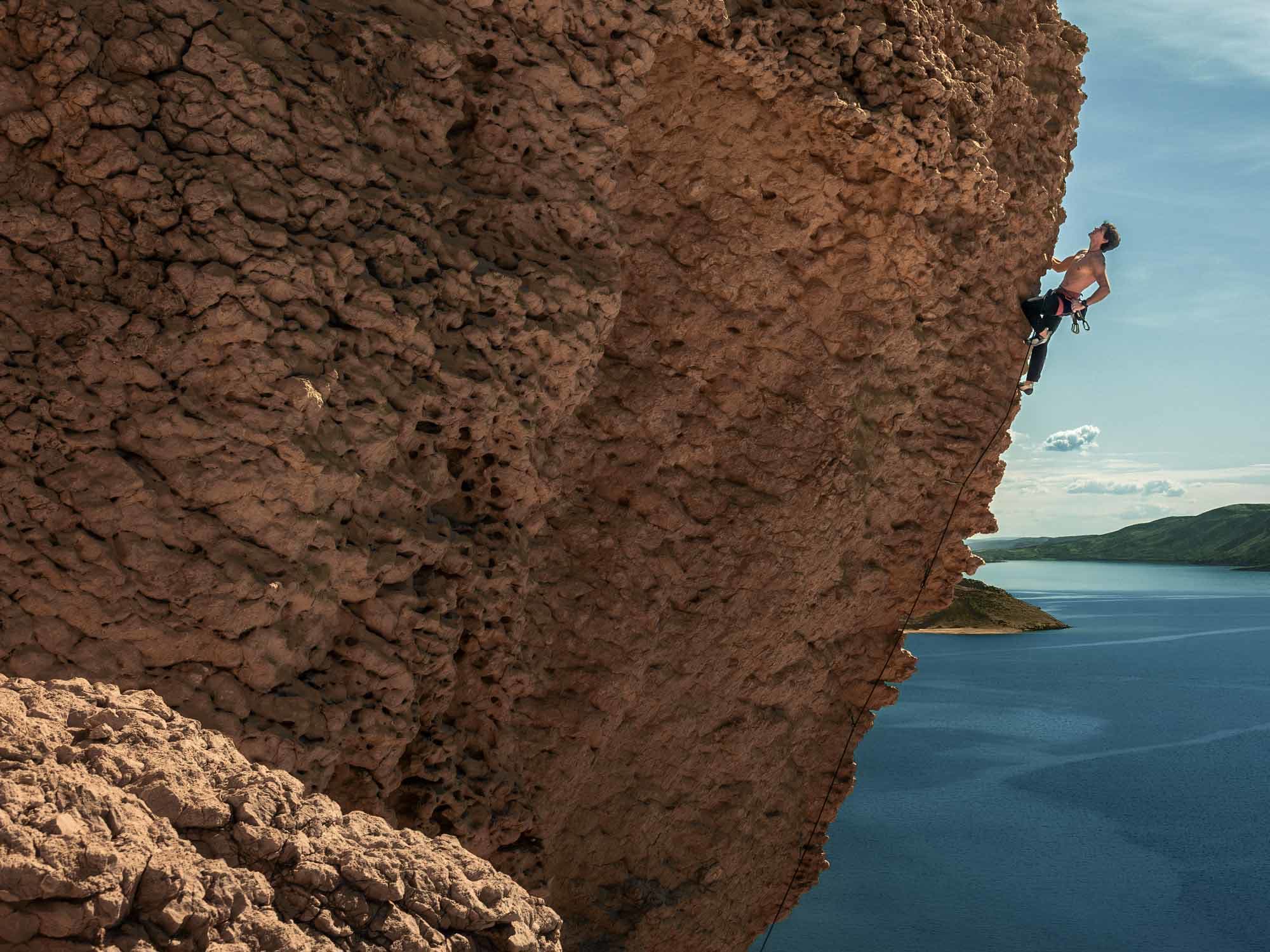 Rock climbing with Garmin Fenix 8